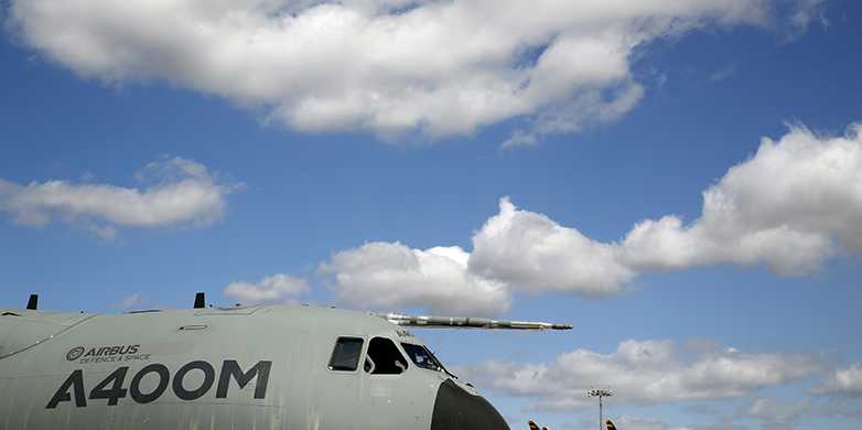 Vergrösserte Ansicht: Airbus A400M military transport plane
