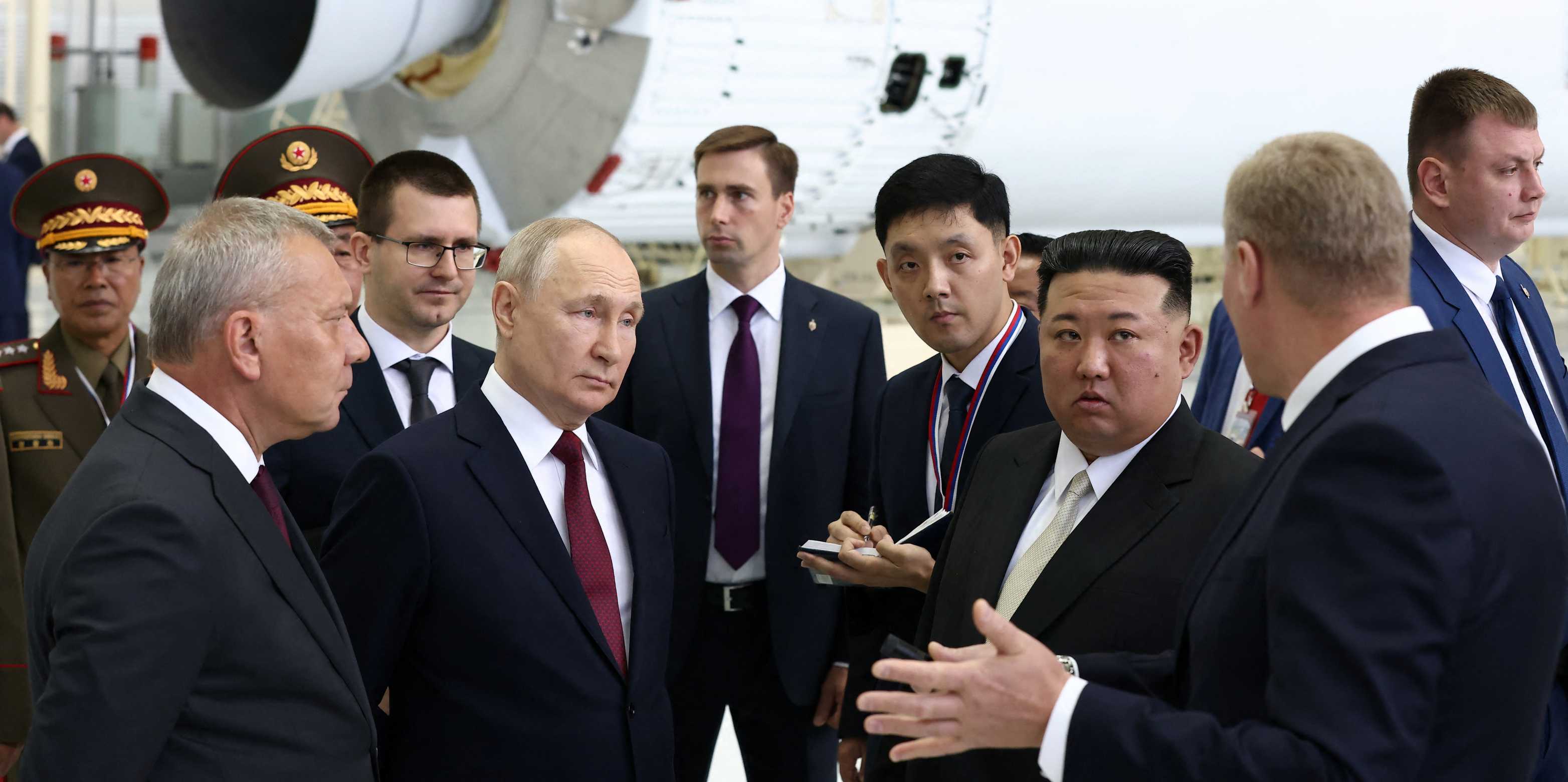 Wladimir Putin und Kim Jong-un besuchen am 13. September 2023 das Wostotschny Cosmodrom in der  fernöstlichen Region Amur, Russland.